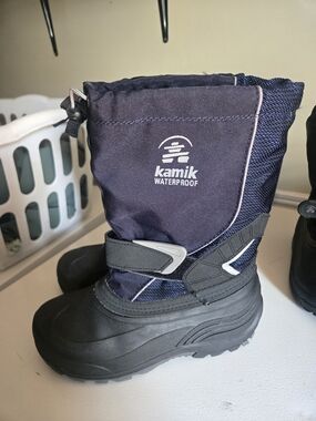 Kids Navy Kamik Winter Boots